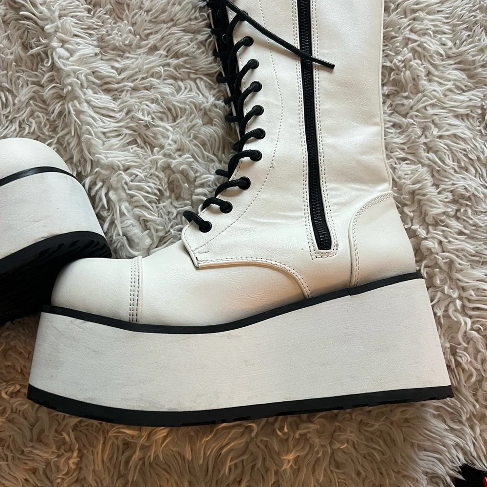 Demonia Trashville White Leather Boot - Picture 3 of 15